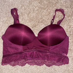 Never worn victoria’s secret bralette